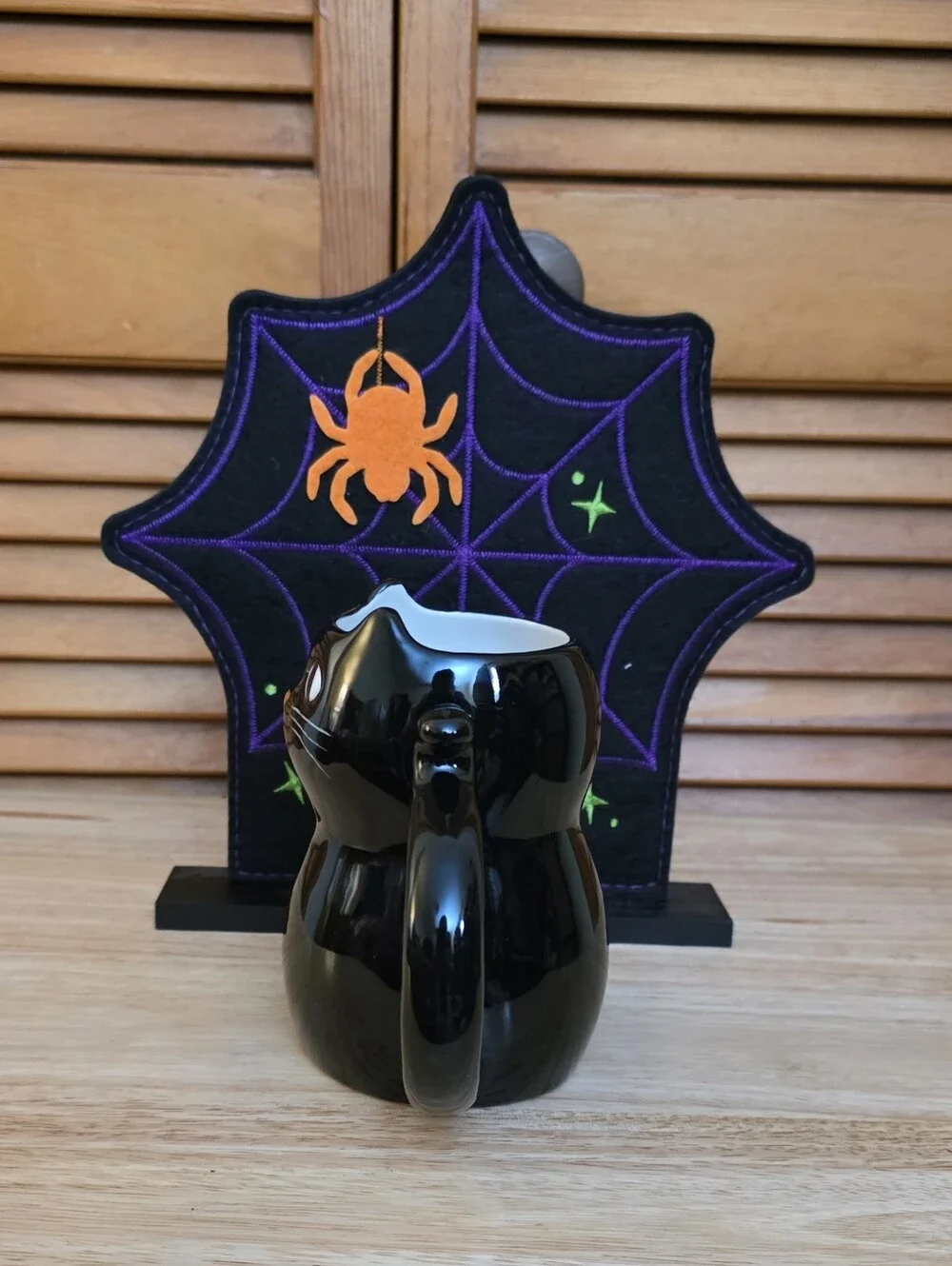 NWOT Hyde & Eek Black Cat Holiday Coffee Mug